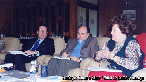 Intervenção de Maria de Lourdes Pintasilgo durante o Encontro Pensar o Milénio com Edgar Morin, 2000, uma iniciativa do Centro Nacional de Cultura e coordenada por Helena Vaz da Silva
