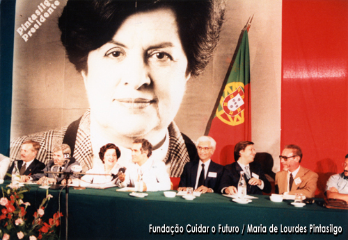 Maria de Lourdes Pintasilgo durante a apresentação da sua candidatura às eleições presidenciais de 1986 no Hotel Ritz (Lisboa), a 27.Jul.1985