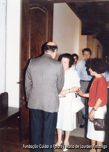 Maria de Lourdes Pintasilgo numa iniciativa promovida pela sua candidatura presidencial durante o período de pré-campanha