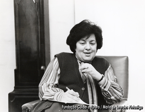 Maria de Lourdes Pintasilgo a conceder uma entrevista